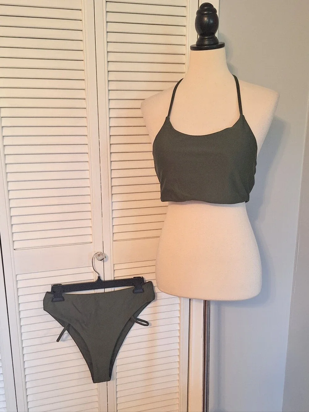 Olive Green High Neck Bikini Swim Set NWOT LG *O